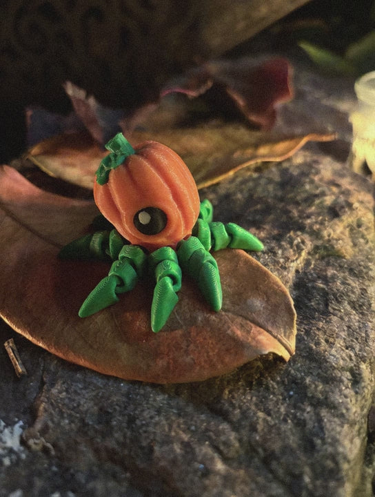 Pipkin Spindlelegs – Midnight Leaf-Guardian