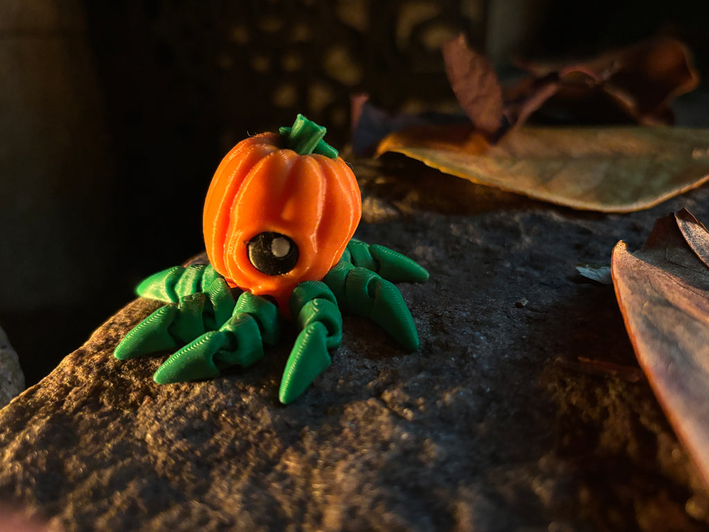 Pipkin Spindlelegs – Midnight Leaf-Guardian