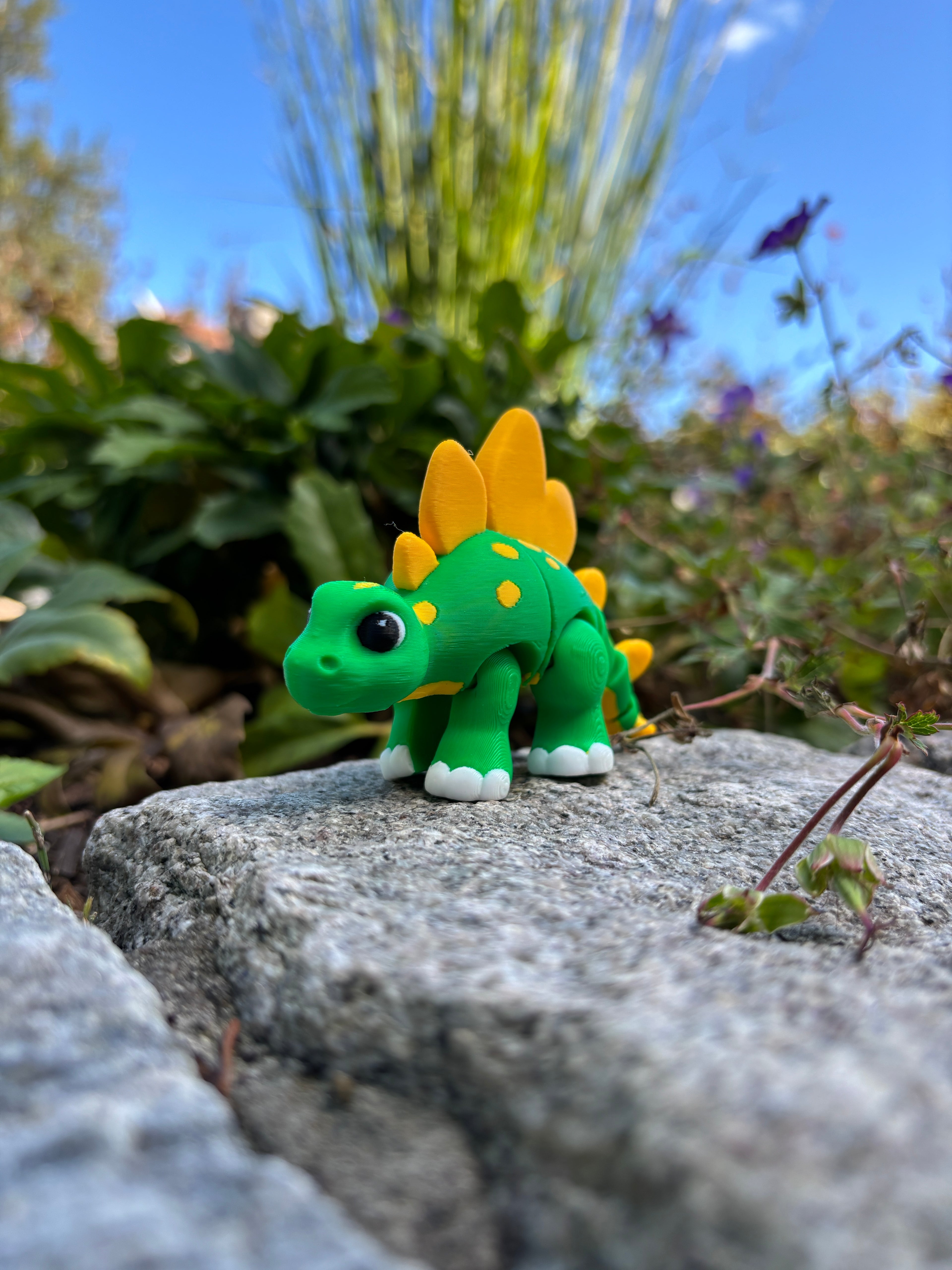 Sunny & Shadow, the Spiketail Stegos of Glimmer Fern Forest